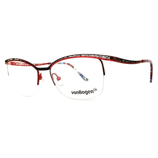 VB999 C01